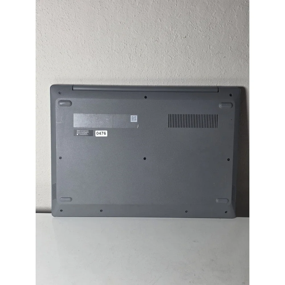 Lenovo IdeaPad Slim 1-14AST-05 AMD A6-9220E 1.6GHz 4 GB 64 GB EMMC